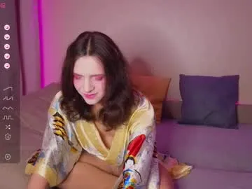 AriannaSins free chat on liveonude Image 2