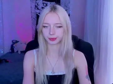 Girl-Pleasure free chat on liveonude Image 10