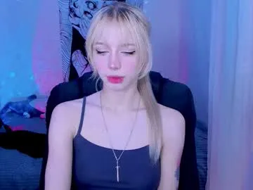 Girl-Pleasure free chat on liveonude Image 14