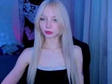 Girl-Pleasure free chat on liveonude Image 17