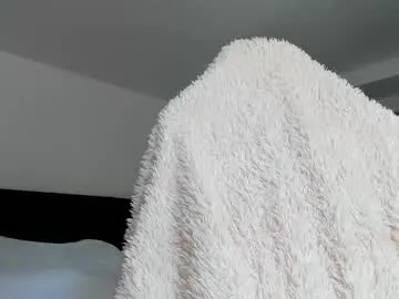 PinkFoxya free chat on liveonude Image 9