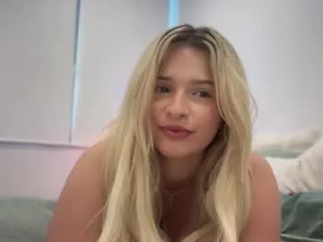 DiamondJo free chat on liveonude Image 10