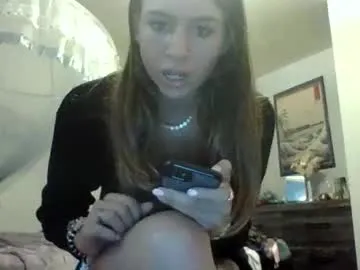 kaylaelizabeth97 free chat on liveonude