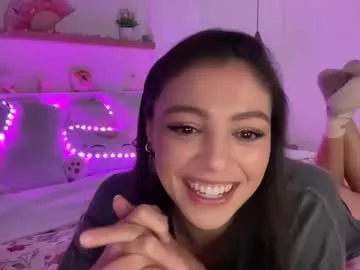 maevemads free chat on liveonude Image 2