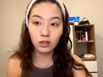 BELBIG free chat on liveonude Image 11