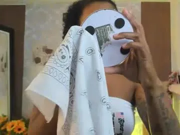 karol_valery free chat on liveonude Image 17