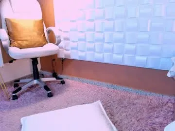 kendall23_ free chat on liveonude