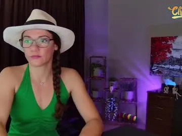 BELBIG free chat on liveonude Image 9