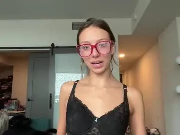 BELBIG free chat on liveonude Image 3