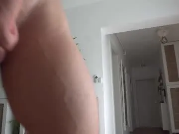 karolina7 free chat on liveonude Image 12