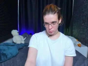 kiki_krash free chat on liveonude