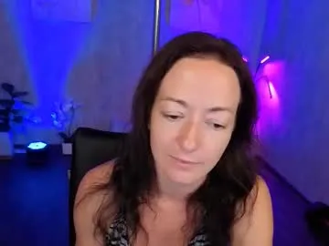 xunybany free chat on liveonude Image 6