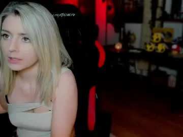 Wild-Angel777 free chat on liveonude Image 12