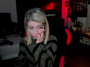 Wild-Angel777 free chat on liveonude Image 19