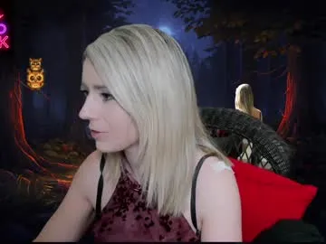 Wild-Angel777 free chat on liveonude Image 9