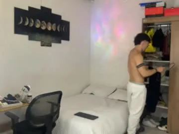 sexyblondebush free chat on liveonude Image 12