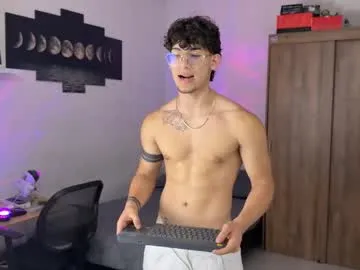 sexyblondebush free chat on liveonude Image 17