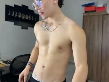 sexyblondebush free chat on liveonude Image 9