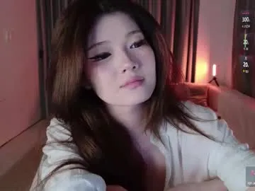 HEYBANANA free chat on liveonude Image 13