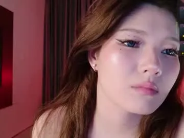 HEYBANANA free chat on liveonude Image 18