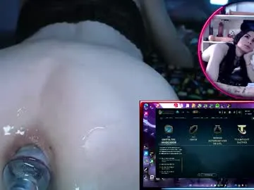 elliee_alves free chat on liveonude Image 10