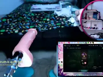 elliee_alves free chat on liveonude Image 6