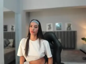 kitty_collins_ free chat on liveonude