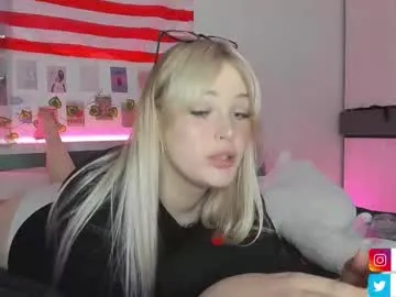 ELENA-XXX free chat on liveonude Image 18