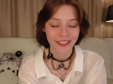 escar_let free chat on liveonude Image 9