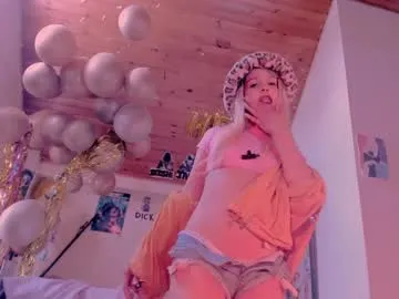 kyliekandy free chat on liveonude