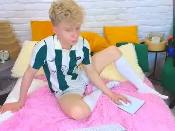 landel_boy free chat on liveonude