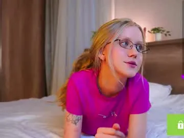 lanisun free chat on liveonude