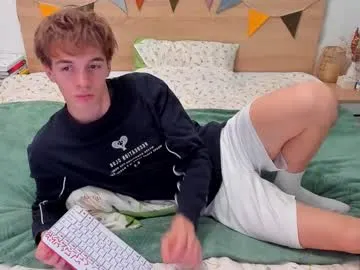 xunybany free chat on liveonude Image 15