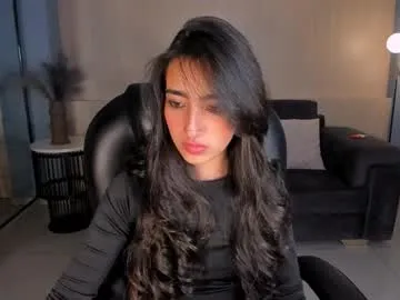 DiamondJo free chat on liveonude Image 13