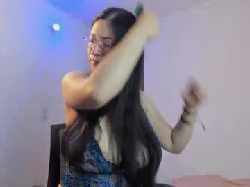 DiamondJo free chat on liveonude Image 17