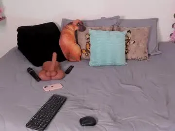 BELBIG free chat on liveonude Image 18