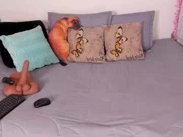 BELBIG free chat on liveonude Image 6