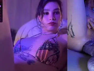 DiamondJo free chat on liveonude Image 18