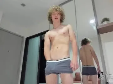 HEYBANANA free chat on liveonude Image 7