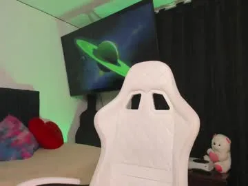 DiamondJo free chat on liveonude Image 9