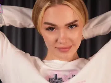 boy_trans free chat on liveonude Image 12