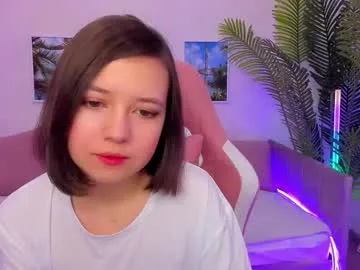 lina_brownie free chat on liveonude