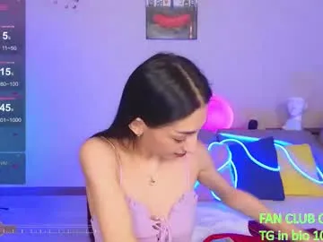 lory34 free chat on liveonude Image 12