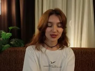 ELENA-XXX free chat on liveonude Image 4