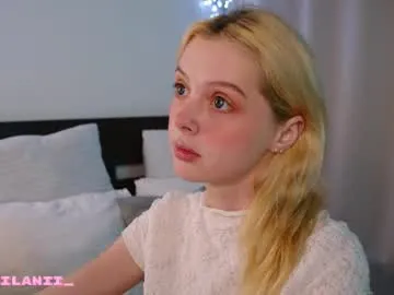 DiamondJo free chat on liveonude Image 13