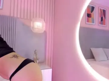 shayna_cute free chat on liveonude Image 18