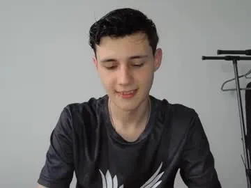 PinkFoxya free chat on liveonude Image 9