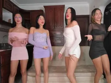 liz_holmes free chat on liveonude Image 5