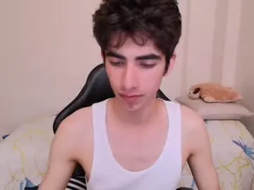 lucas_xo free chat on liveonude