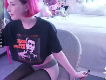 HEYBANANA free chat on liveonude Image 7